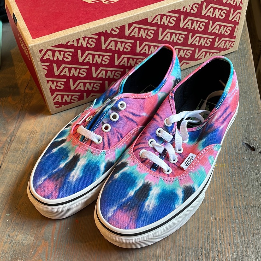 NWT Vans Authentic Tie Dye Grateful Dead Shoes